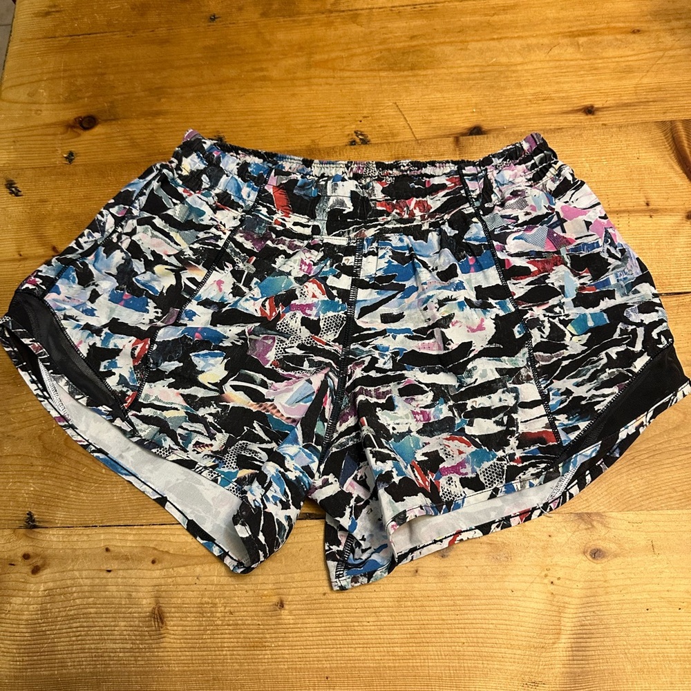 Lululemon size 6 running shorts